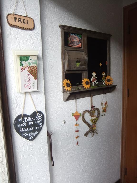 Kestert Pension / Ferienwohnungen Scheid מראה חיצוני תמונה